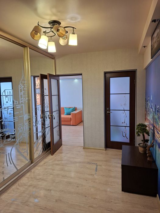 Здам 2 кімнати в 3 кімнатній квартирі ,10 хв метро Холодна гора