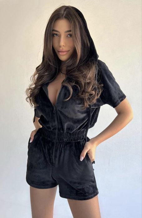 Комбінезон велюровий розміру XS