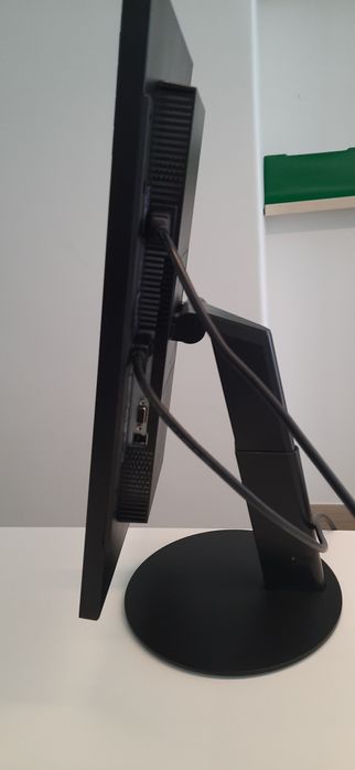 NF.18  Monitor Lenovo ThinkVision T22V-10 Preto|22|Full-HD|IPS|HDMI+VGA+DP