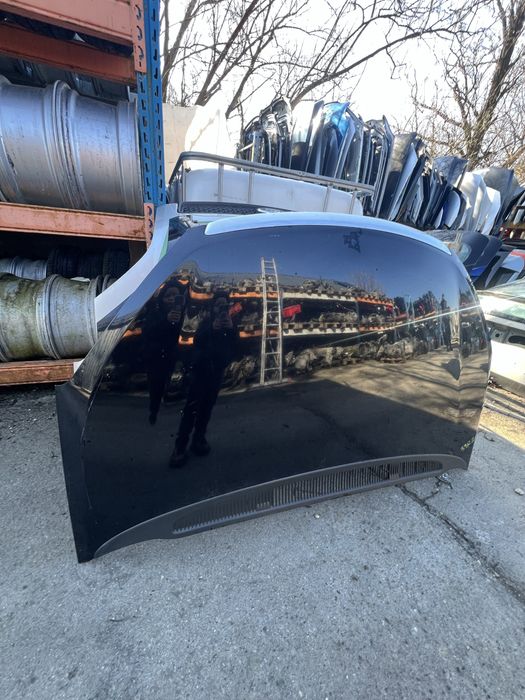 Капот Ford C-Max