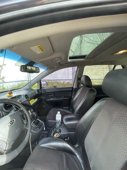 KIA CARENS 2.0 газ/бенз