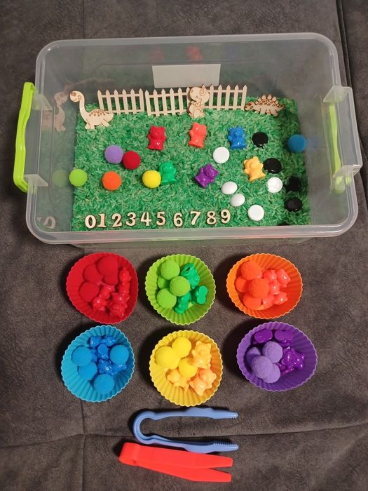 Сенсорна коробка сортер для розвитку моторики дитини