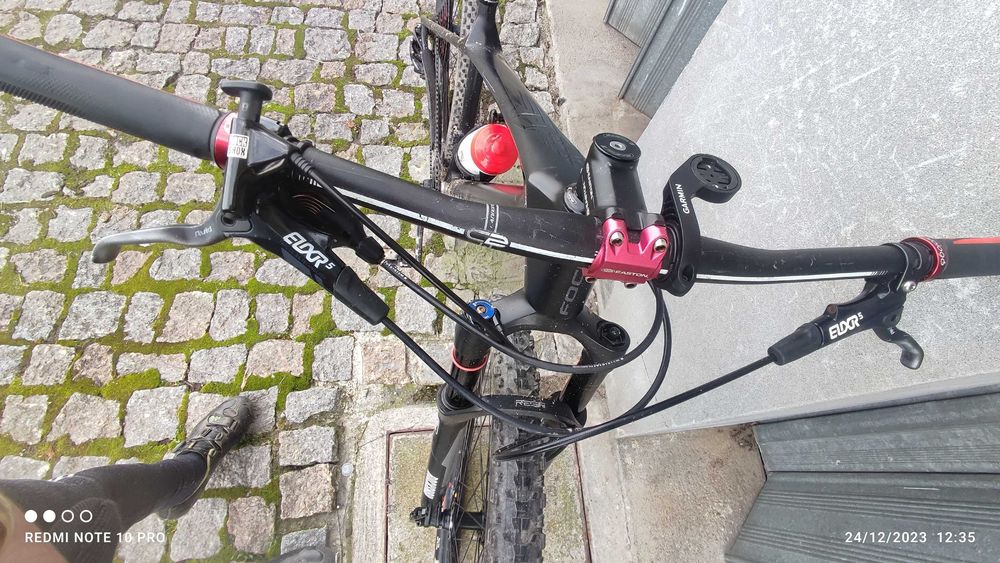 Bicicleta focus raven max BTT