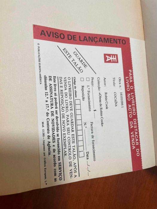 livro "Cocaína" de Robin Cook- inclui correio