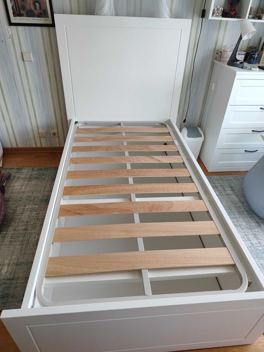 Cama de solteiro completa com gaveta