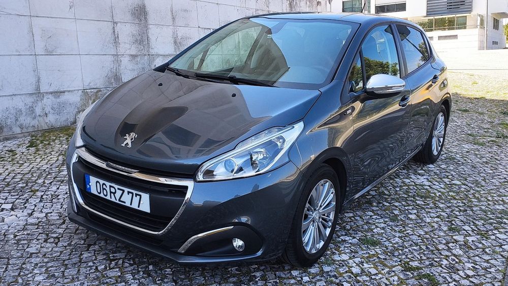 Peugeot 208 1.6 BlueHDi Style