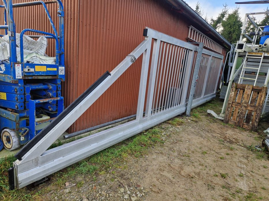 Brama przesowna aluminiwa