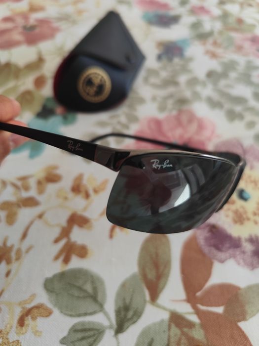 Óculos Rayban novos