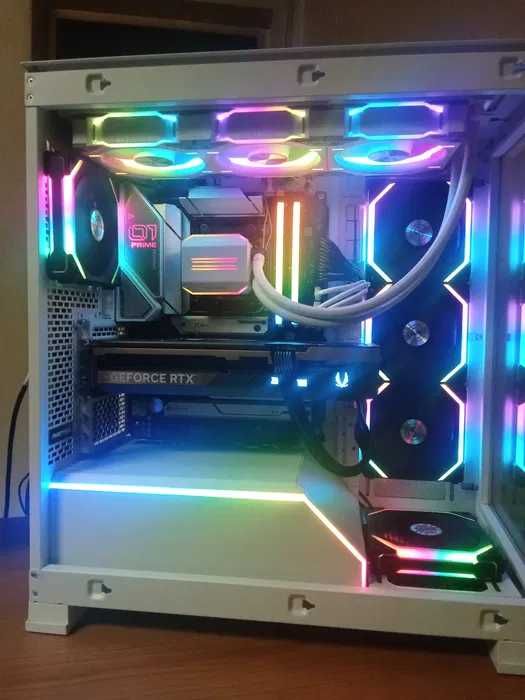 pc gaming - ryzen 9 7950X3D - RTX 5070 - 64GB - 1TB