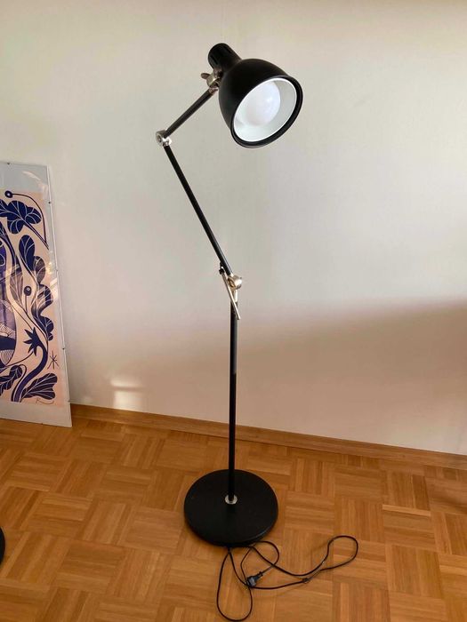 Lampa stojąca AROD IKEA (czarna)