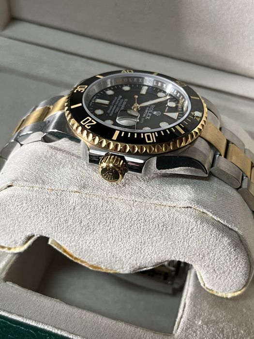 Rolex Submariner Date Gold