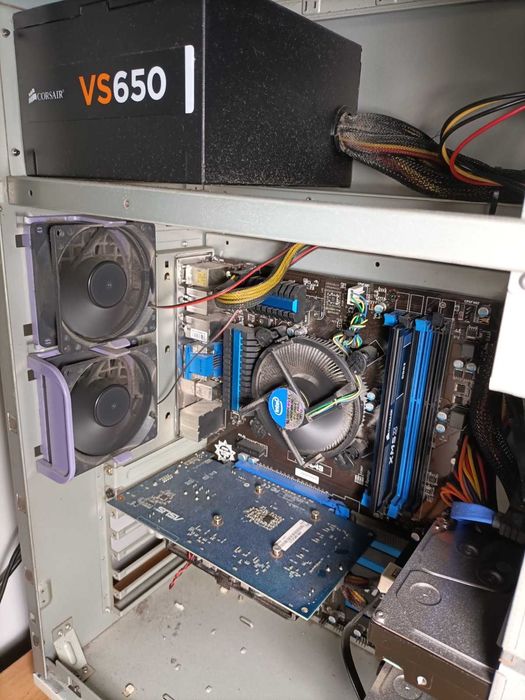 Desktop i7 4770 DDR3 8 RAM NVIDIA GT 630 Intel(R) 1 SSD 128 gb