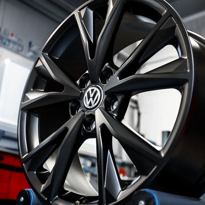 FABRYCZNIE NOWE Felgi 18" Volkswagen Golf Touran Passat Tiguan