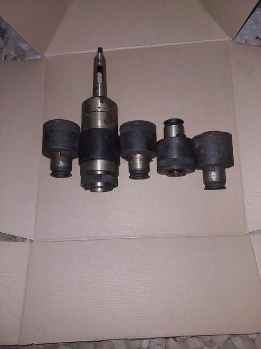 Патрон різьбонарізний