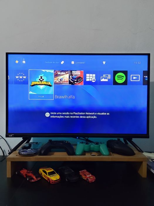 PlayStation 4 (PS4) FAT