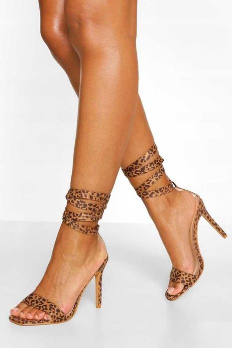 Boohoo leopard wiązane sandałki na szpilce 36