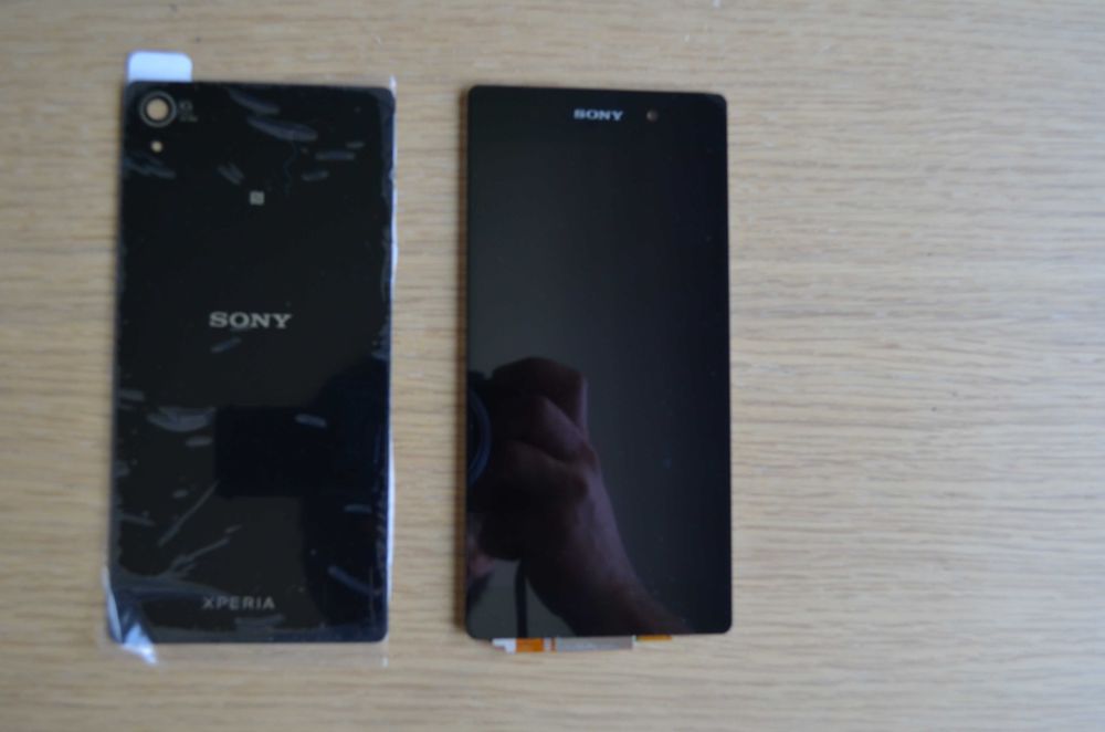 Ekran oraz tylna obudowa telefonu Sony Xperia Z1 Compact D5503 Czarna