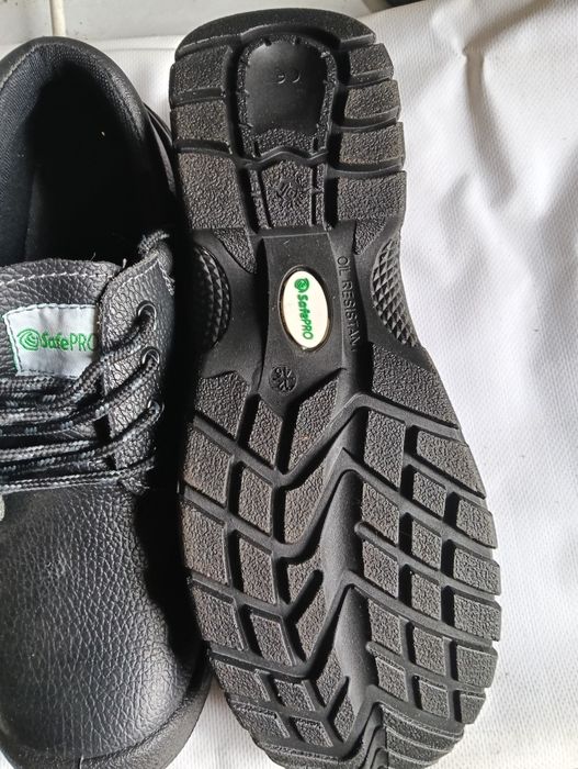 Nowe buty robocze