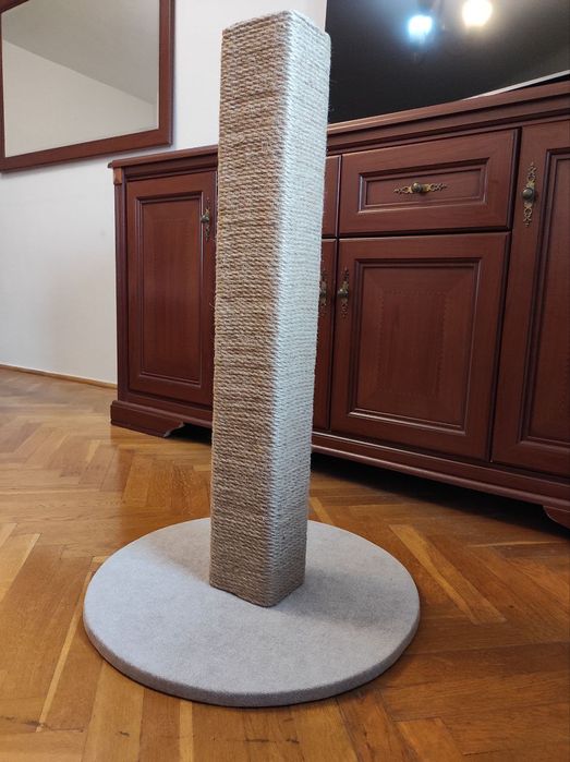 Stabilny i stylowy drapak dla kotów 90 cm - nowy, ręcznie robiony