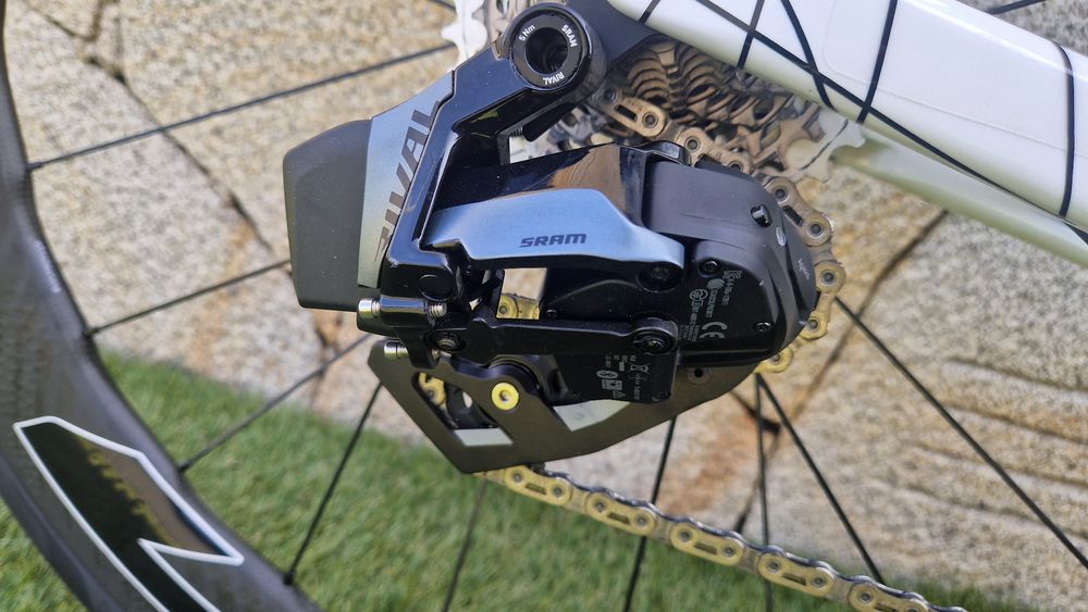 Grupo Sram Rival AXS E1