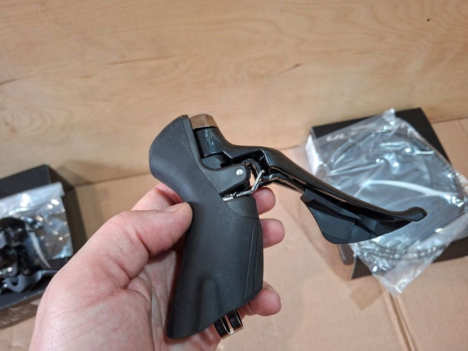 Новий Dual Shimano Ultegra ST-R8000 L 2шв