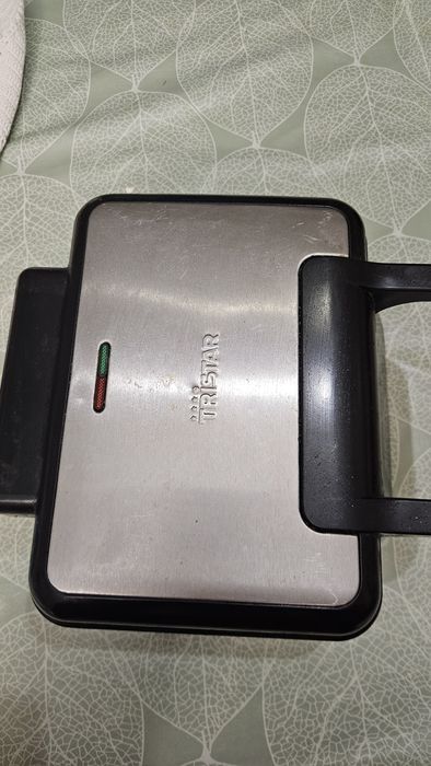 Вафельниця, робоча