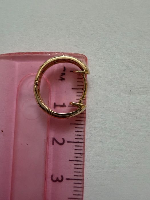 Золотые серьги с бриллиантами