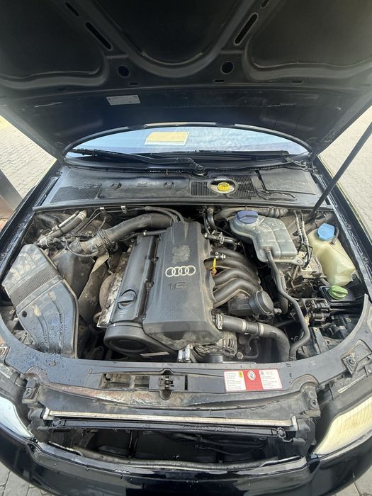 Audi A4 B6 1.6 бензин