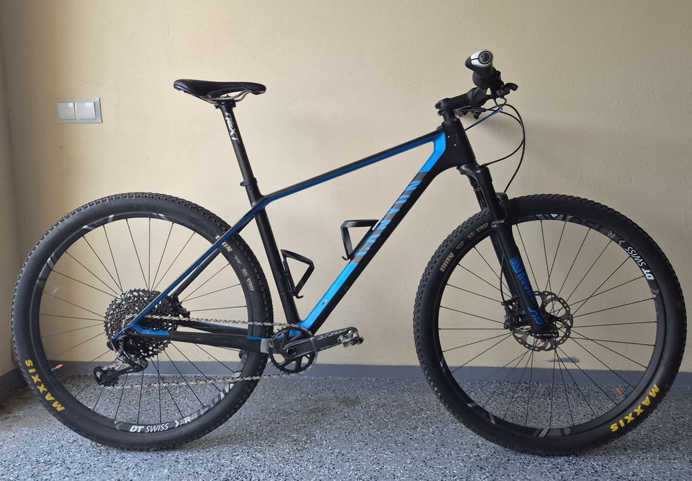 CANYON Exceed CF SL 7.0 Pro Race
FAHRRAD