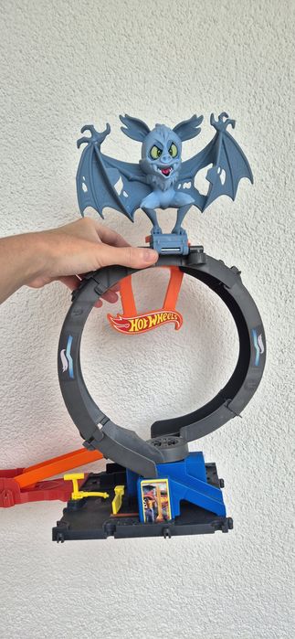 Nietoperz Hot Wheels
