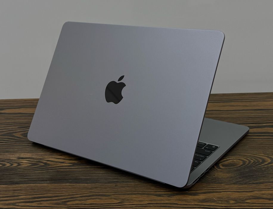 MacBook Air 13” 2024 M3 24/512Gb Space Gray (MC8M4) Магазин Гарантія