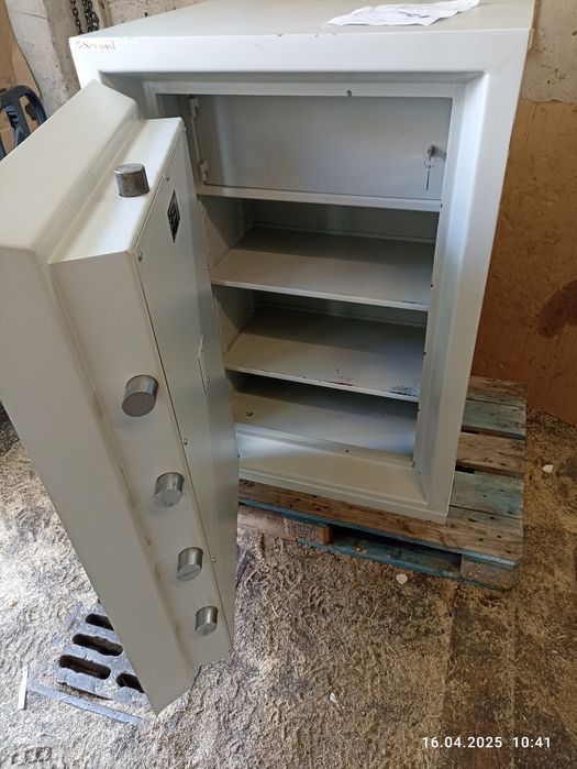 Kasa pancerna sejf Szybas Shibas