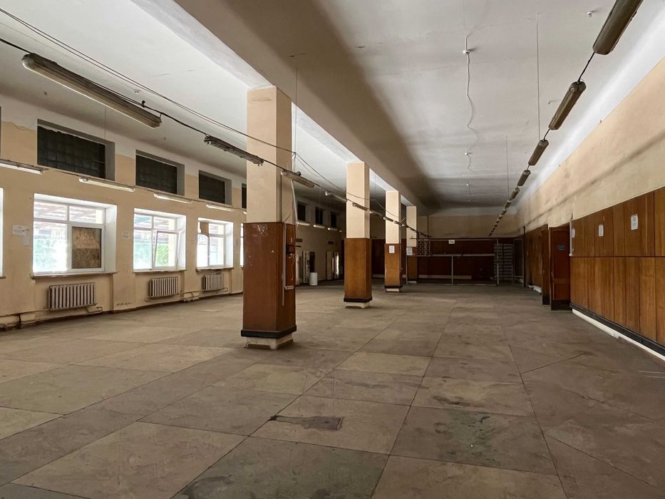 Оренда складу з рампою, проспект Повітрянних Сил, буд. 75