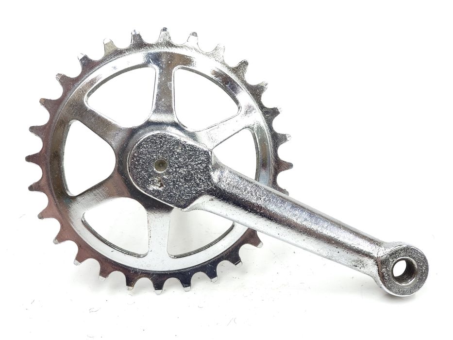 Korba prawa 28 zębów ZZR Romet Bobo Żabka dziecięce rowery PRL