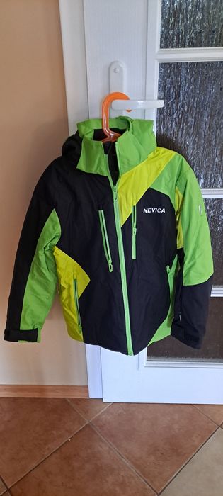 Kurtka narciarska Nevica rozmiar 122-128, wiek 7-8 lat.