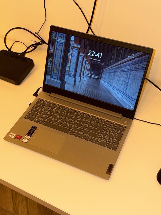 Lenovo IdeaPad 3 15,6" Ryzen | Stan idealny | 90 cykli | Zestaw