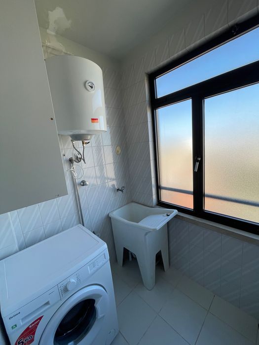 Arrenda se T1 Santo Ovideo