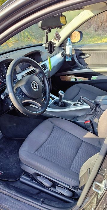 BMW E91, 2011 lift. 2l, diesel, manual