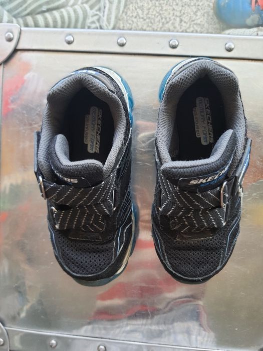 Sapatilhas Skechers. Skech-Air