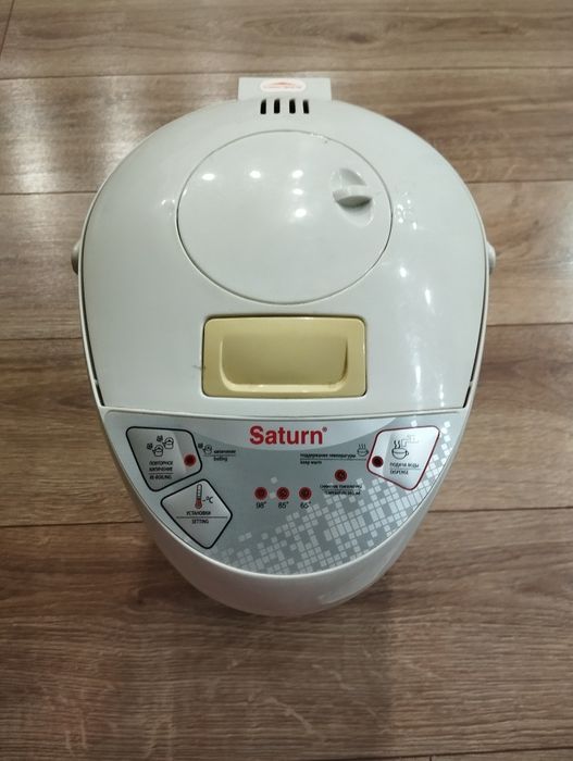 Продам термопот на 4.5 литра