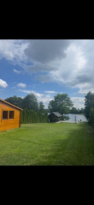 Działka nad jeziorem