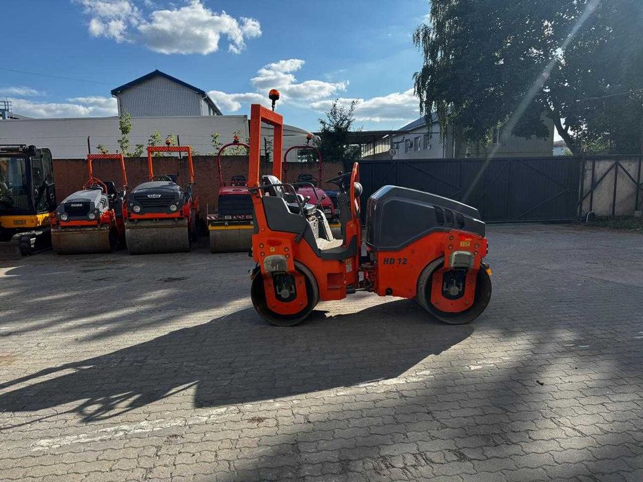 Продам каток HAMM HD12