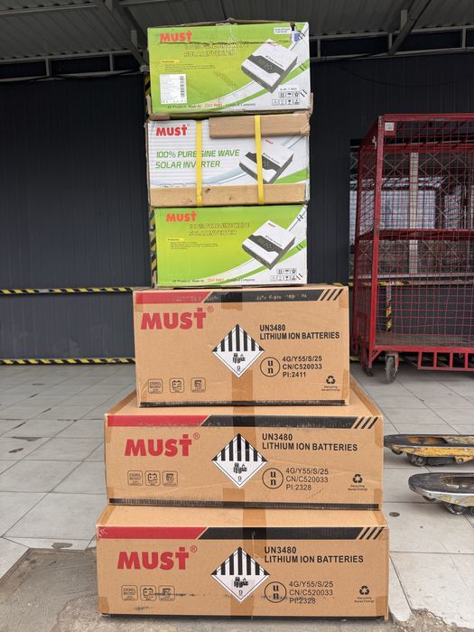 Инвертор MUST 3.2 кВт 24 вольт