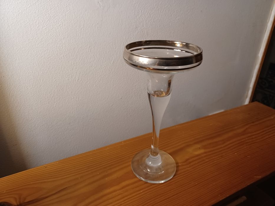 Solitário em vidro