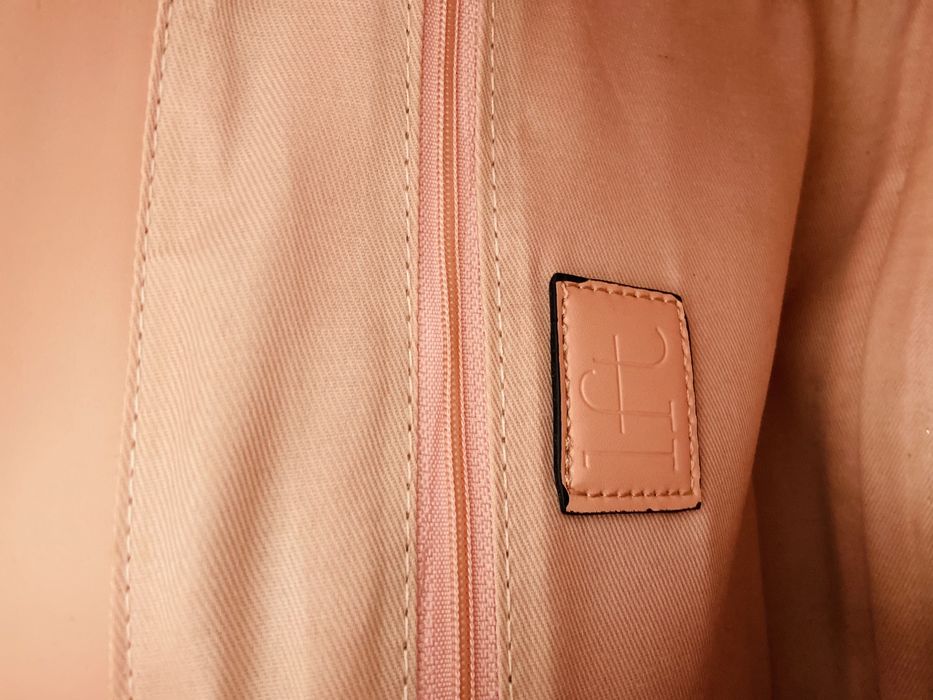 vendo carteira marca lefties rosa claro