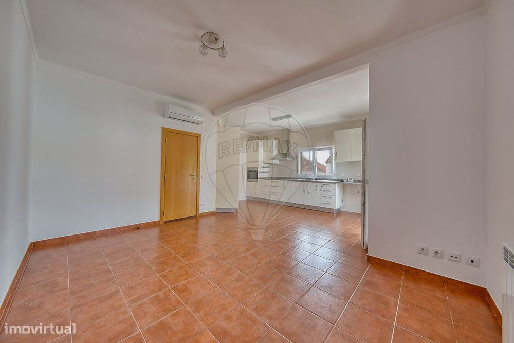 Moradia T3 para arrendamento