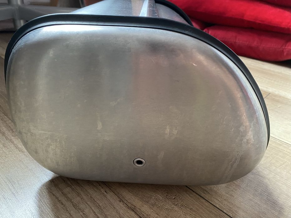 aluminiowy/ metalowy chlebak