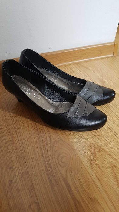 Czółenka skóra naturalna  roz. 39