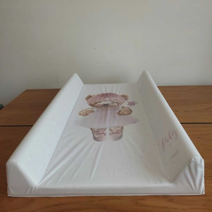 Przewijak twardy z miękkim poszyciem 50x80 cm w bardzo dobrym stanie
