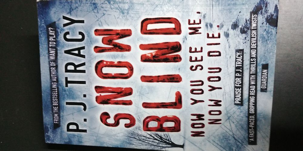 Snow Blind, P.J. Tracy - j. angielski